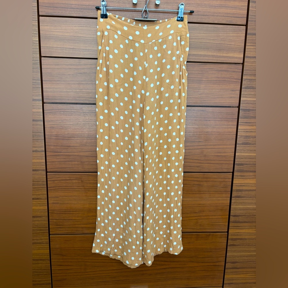 Billabong Polka Dot Womens Rayon Pants, size small in mustard yellow and white.